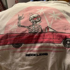 Medium Call your Mother Reckless tee